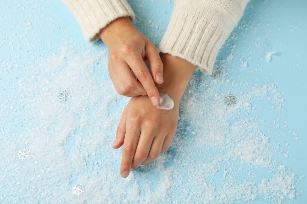 Keep Your Skin Healthy in Cold Months